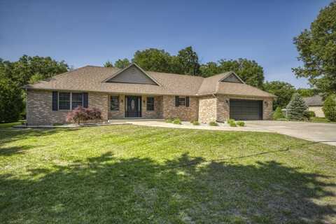 3804 Stillmeadow Drive, Wheatfield, IN 46392