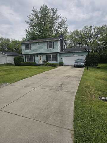 3863 Kingsway Drive, Crown Point, IN 46307
