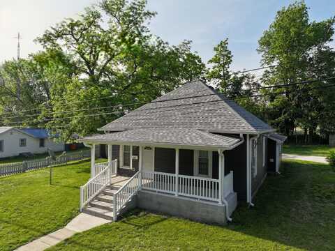 537 W 11th Street, Winamac, IN 46996