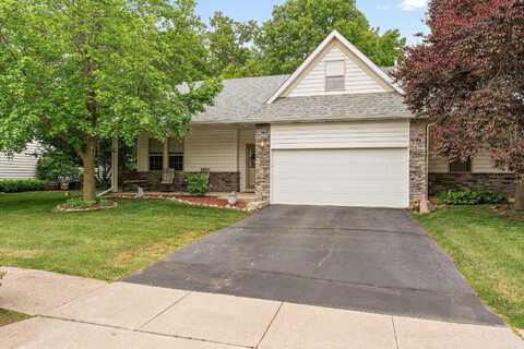 2605 White Pine Circle, Valparaiso, IN 46383