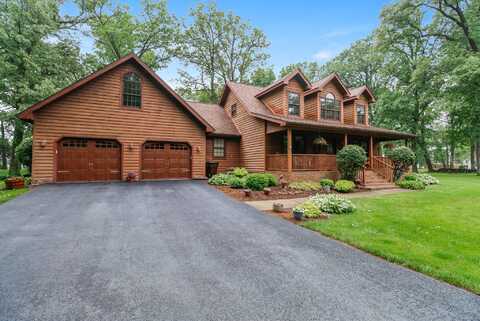 492 Kelvyn Drive, Kouts, IN 46347