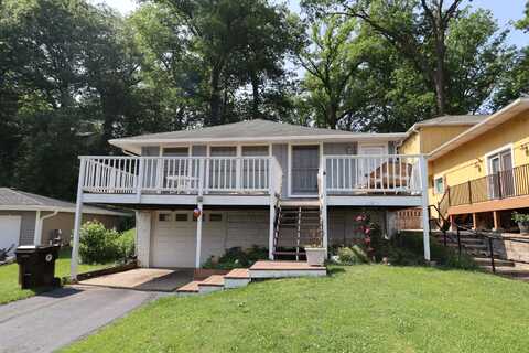 107 Weesaw Trail, Valparaiso, IN 46383