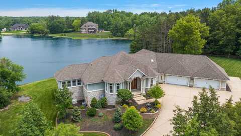 77 Liberty Lakes Drive, Valparaiso, IN 46385