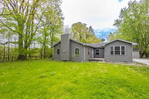 10 W 1050 N, Chesterton, IN 46304