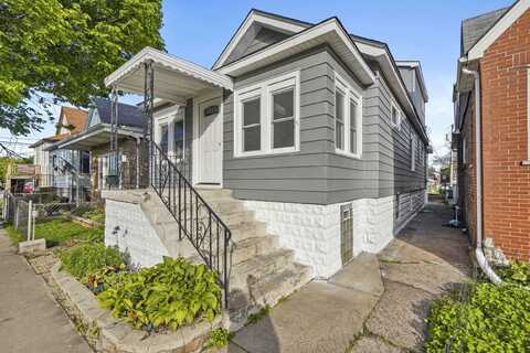 953 Pearl Street, Whiting, IN 46394