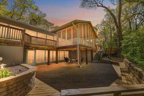 6 West Road, Dune Acres, IN 46304