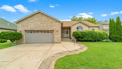744 Cinnamon Teal Court, Hobart, IN 46342