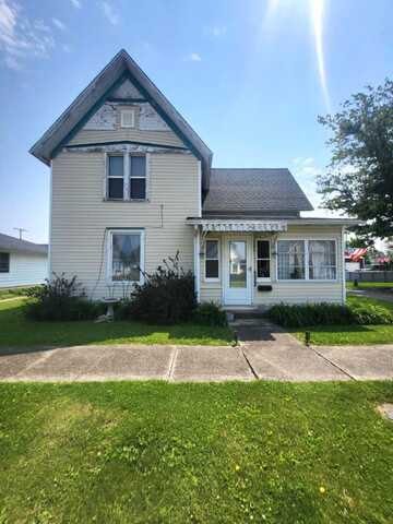 325 N Jefferson Street, Brook, IN 47922