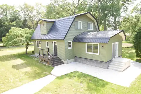 10994 W State Road 114, Rensselaer, IN 47978