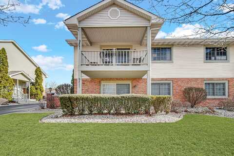 9821 Parkway Drive, Highland, IN 46322