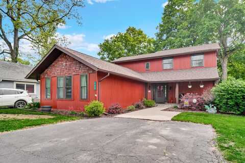 225 Lilac Lane, Walkerton, IN 46574