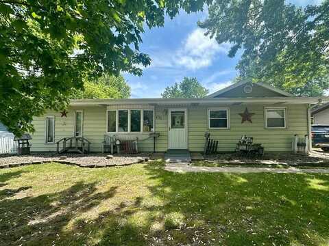 763 Heritage Road, Valparaiso, IN 46385
