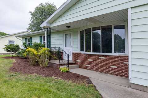 316 E Holley Drive, Kentland, IN 47951