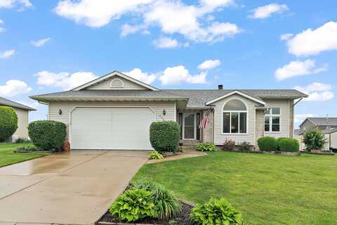 9008 Pineview Lane, Crown Point, IN 46307