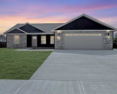 504 Ironwood Street NW, DeMotte, IN 46310