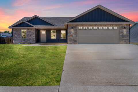 504 Ironwood Street NW, DeMotte, IN 46310