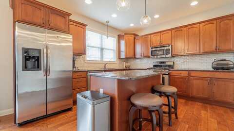 3353 Field Hawk Drive, Valparaiso, IN 46383