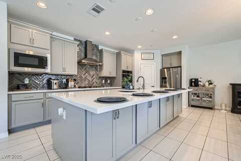 9440 Lunar Ray Street, Las Vegas, NV 89143