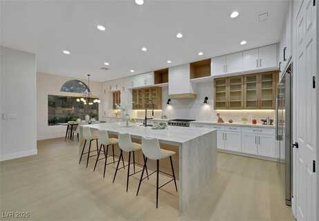 2621 Spalding Drive, Las Vegas, NV 89134
