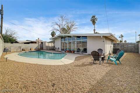 2496 Golfers Street, Las Vegas, NV 89142