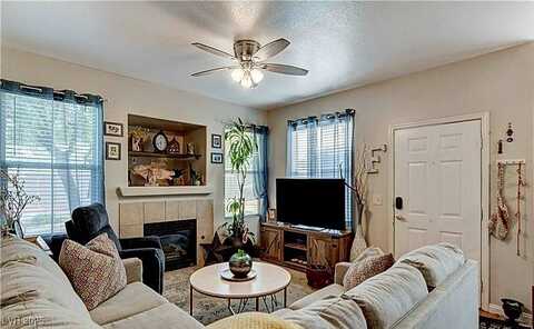 9975 Peace Way, Las Vegas, NV 89147