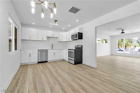 2105 Berkley Avenue, Las Vegas, NV 89101