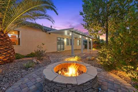 7908 Morning Gallop Court, Las Vegas, NV 89131