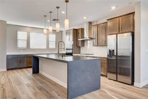 1494 Bat Hawk Street, Las Vegas, NV 89138