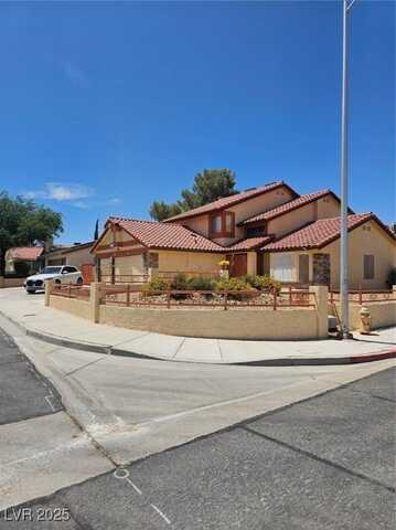 8600 Abanico Court, Las Vegas, NV 89117