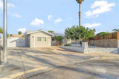 5453 Yvonne Circle, Las Vegas, NV 89122
