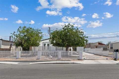 260 Navajo Drive, Henderson, NV 89015