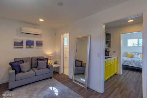 308 10th Street, Las Vegas, NV 89101