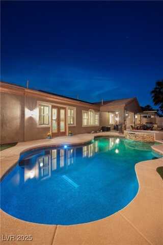 8149 Villa De La Playa Street, Las Vegas, NV 89131