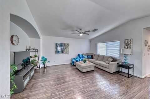 8567 Little Fox Street, Las Vegas, NV 89123