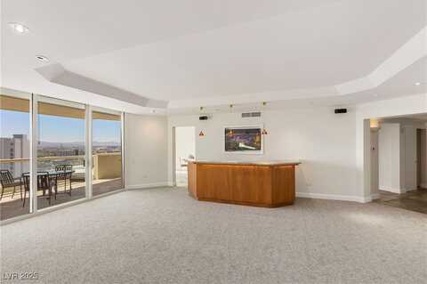 2877 Paradise Road, Las Vegas, NV 89109
