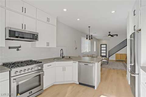 305 Napa Hills Drive, Las Vegas, NV 89144