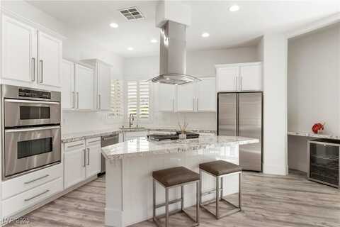 9228 Whitekirk Place, Las Vegas, NV 89145