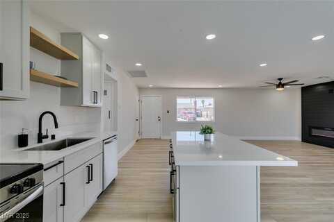 6100 Fawn Circle, Las Vegas, NV 89107