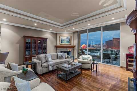 2877 Paradise Road, Las Vegas, NV 89109