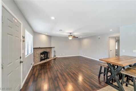 2708 Beaver Creek Court, Las Vegas, NV 89117