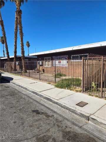 236 W Philadelphia Avenue, Las Vegas, NV 89102