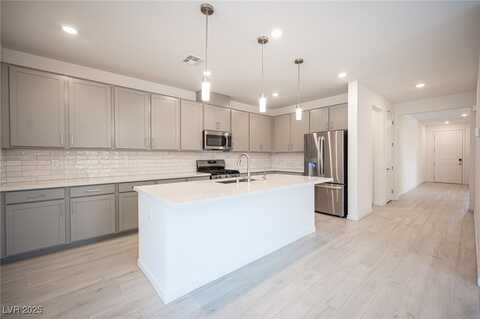 8665 Edmond Street, Las Vegas, NV 89139