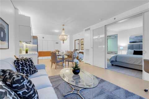 3722 Las Vegas Boulevard, Las Vegas, NV 89158