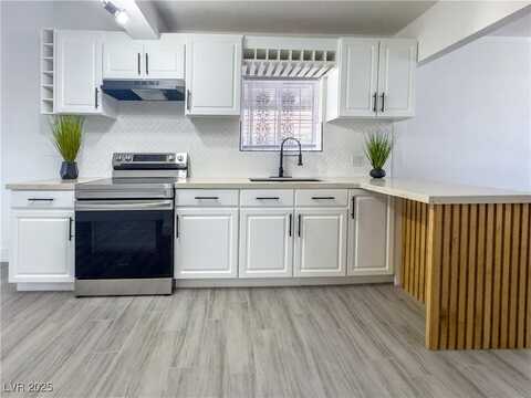 1608 E McDonald Avenue, North Las Vegas, NV 89030