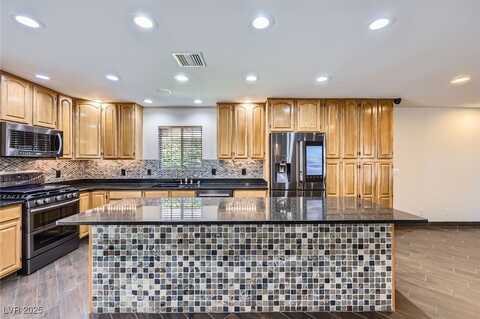 3557 Wayne Circle, Las Vegas, NV 89121