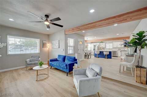 700 Cactus Lane, Las Vegas, NV 89107