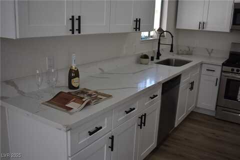 8068 Cetus Circle, Las Vegas, NV 89128