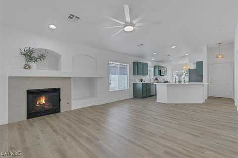 4369 Meadowlark Wing Way, North Las Vegas, NV 89084