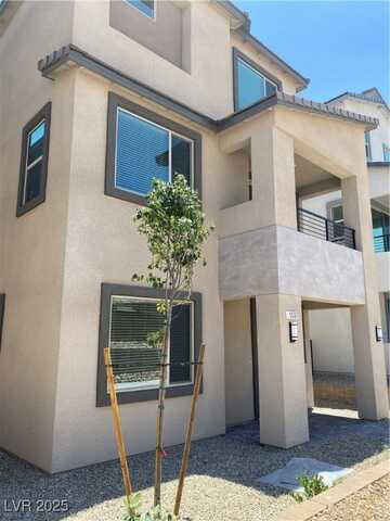 1537 Bat Hawk Street, Las Vegas, NV 89138