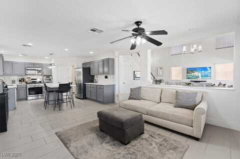 600 Beresford Avenue, Las Vegas, NV 89123